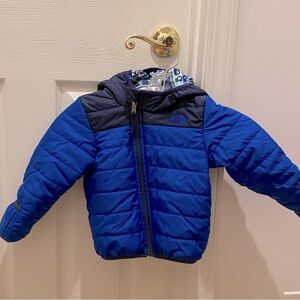 Reversible North Face Ski Jacket with Hand Covers | 24 Months